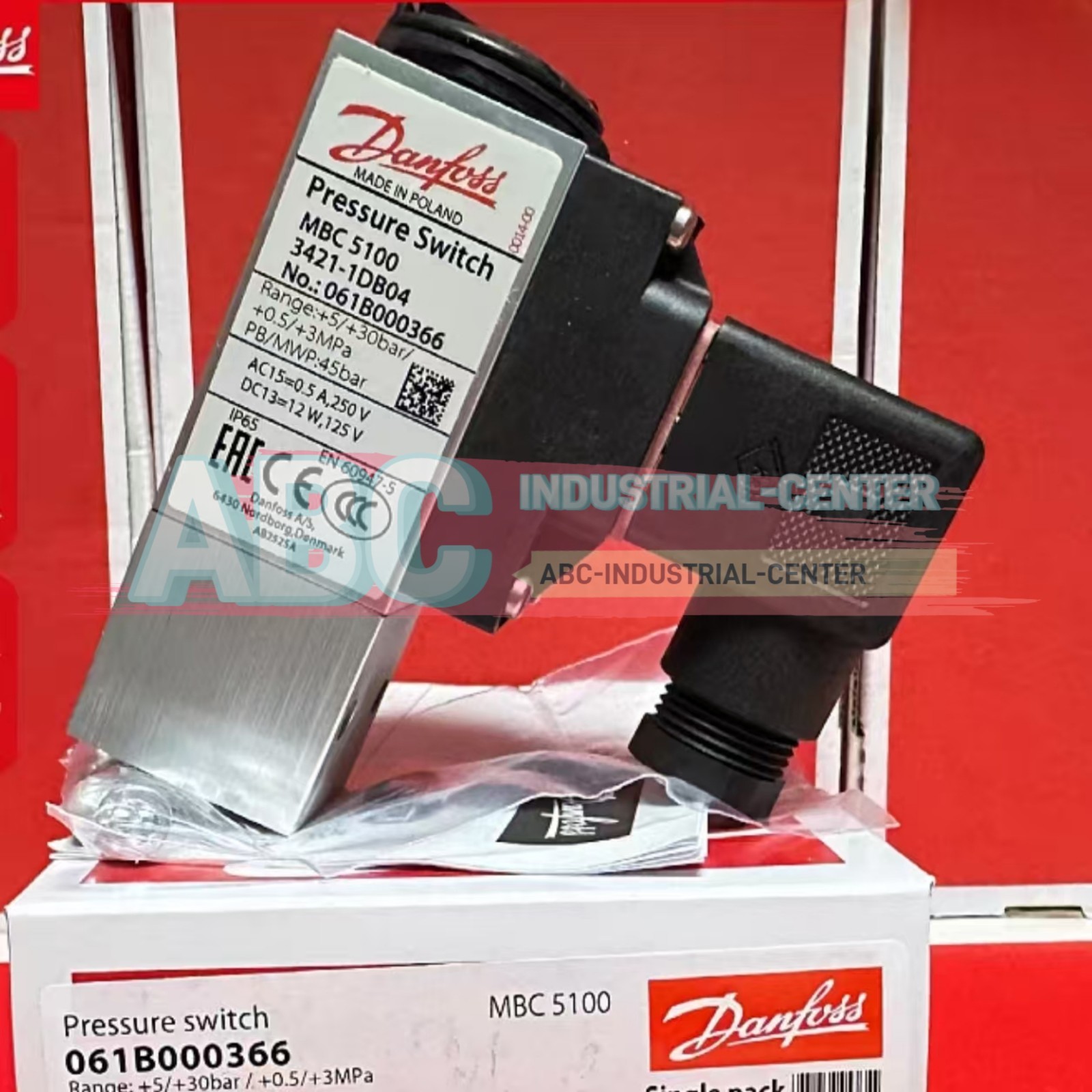 Danfoss 061B000366 MBC5100 pressure sensor#1pcs new in box