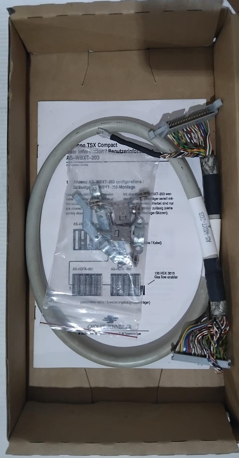 Schneider Modicon ASWBXT203 TSX Compact Bus Extension Cable PLC