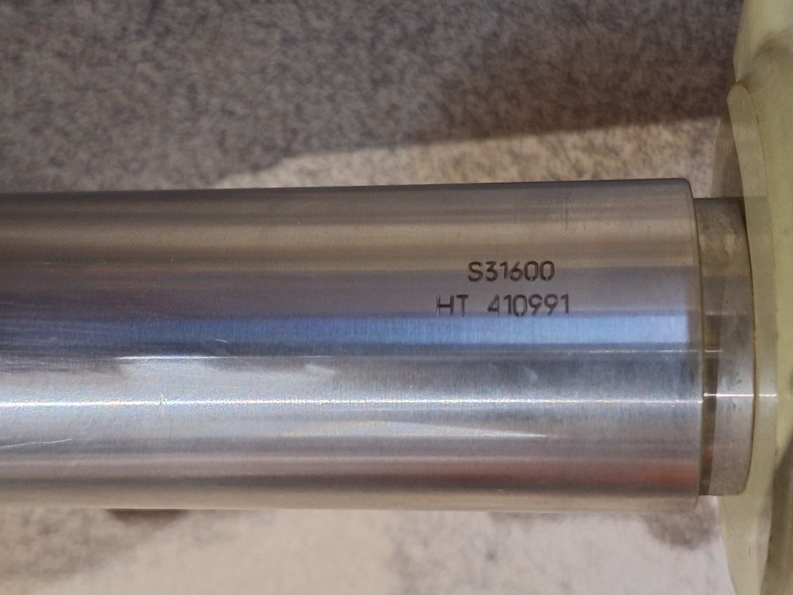 FISHER BAUMANN 32-24 577SVFE CONTROL VALVE 1″ FLANGED 316 STAINLESS 5-15 PSI