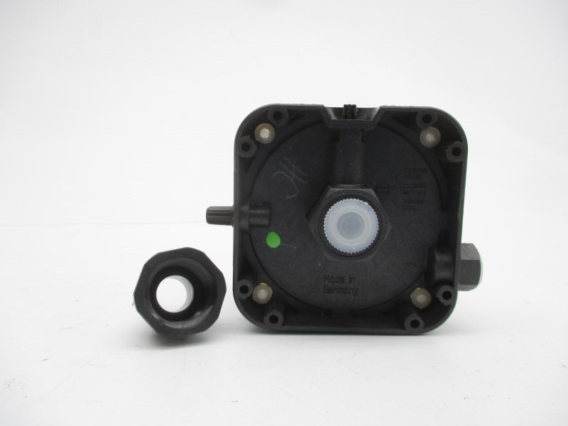 KARL DUNGS AA-A2-6-5 2-20″WC NSMP