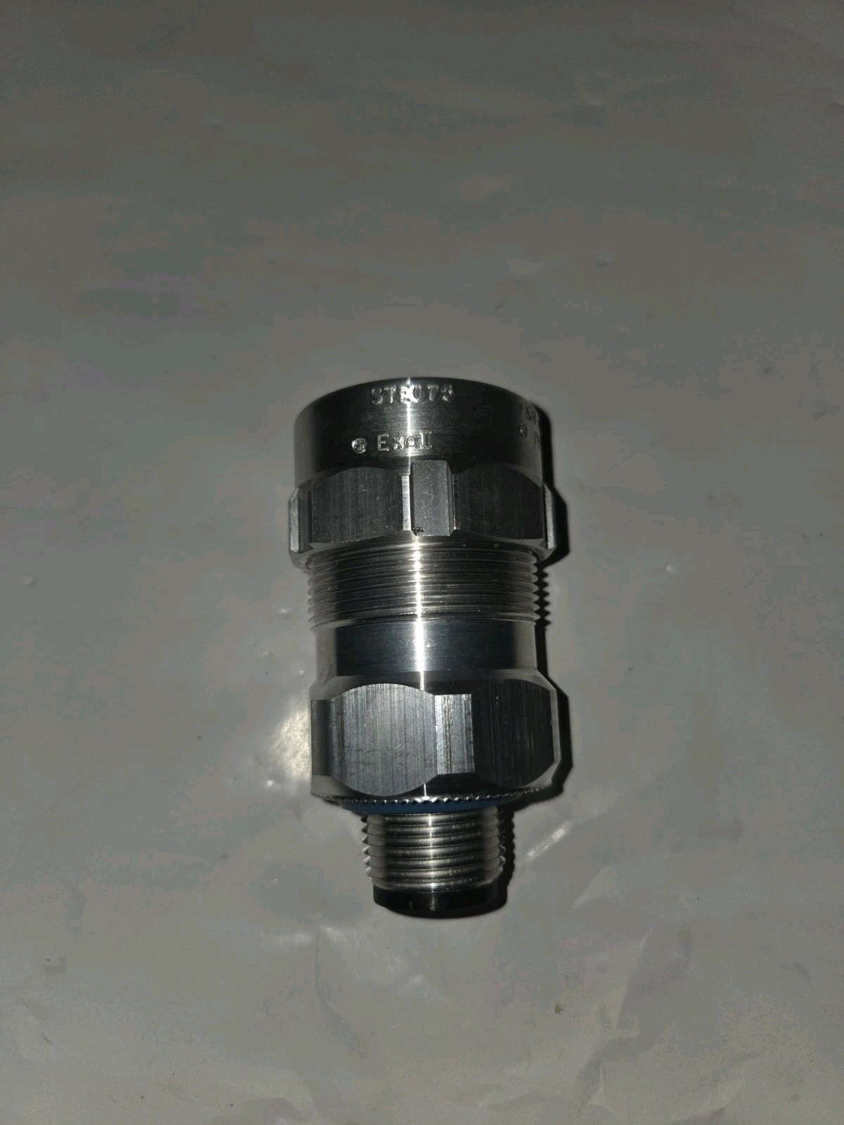 NEW GENUINE THOMAS & BETTS STE075 ALUMINUM FITTING