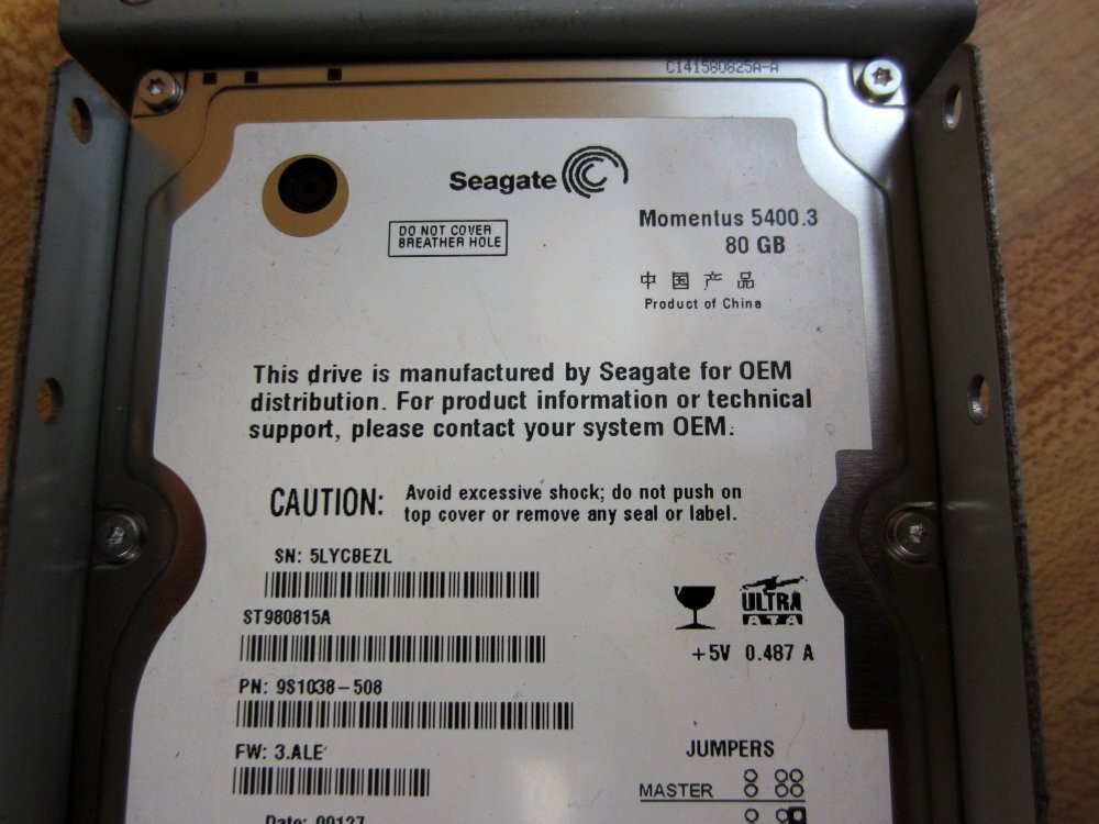 Seagate 9S1038-508 Hard Drive ST980815A Mounted in Metal