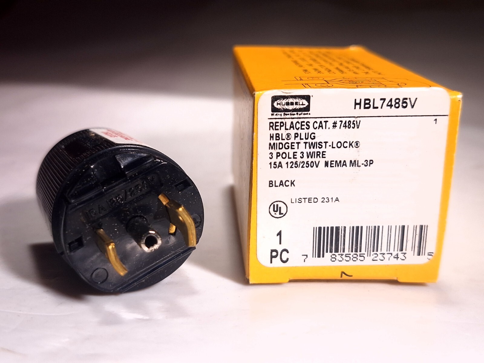 HUBBELL HBL7485V MIDGET TWIST-LOCK CONNECTOR 3P 3W 15A 125/250V NEMA ML-3P 7485