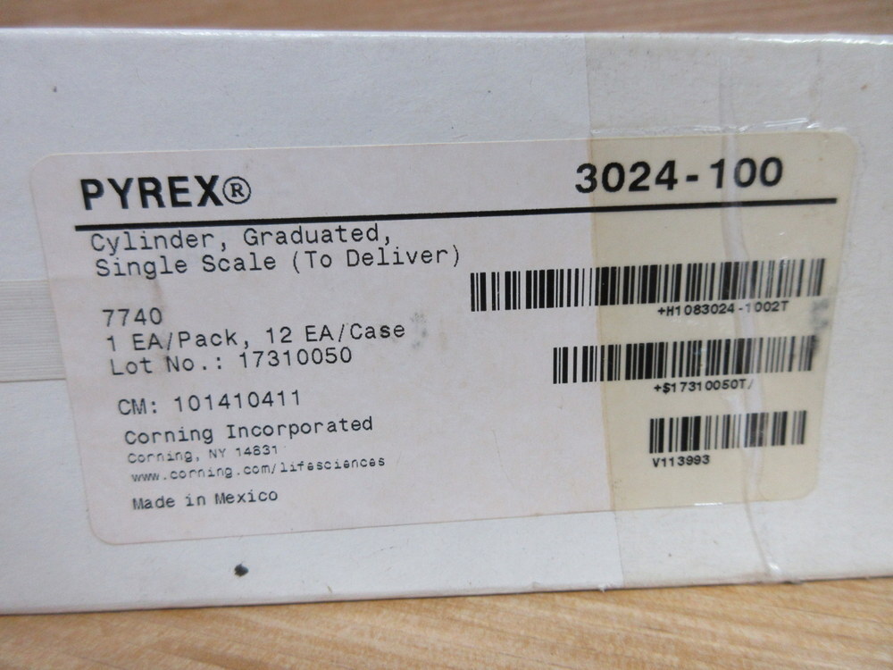 Pyrex 3024-100 Corning Cylinder 3024