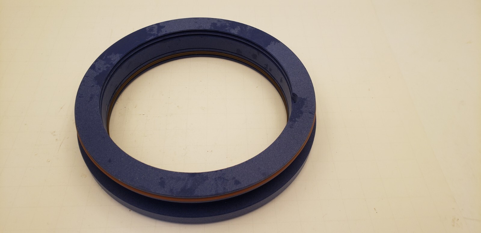 KLOZURE GARLOCK 29516-7099 ISO-GARD BEARING ISOLATOR, 4.438″x5.543″x0.994″, NIB