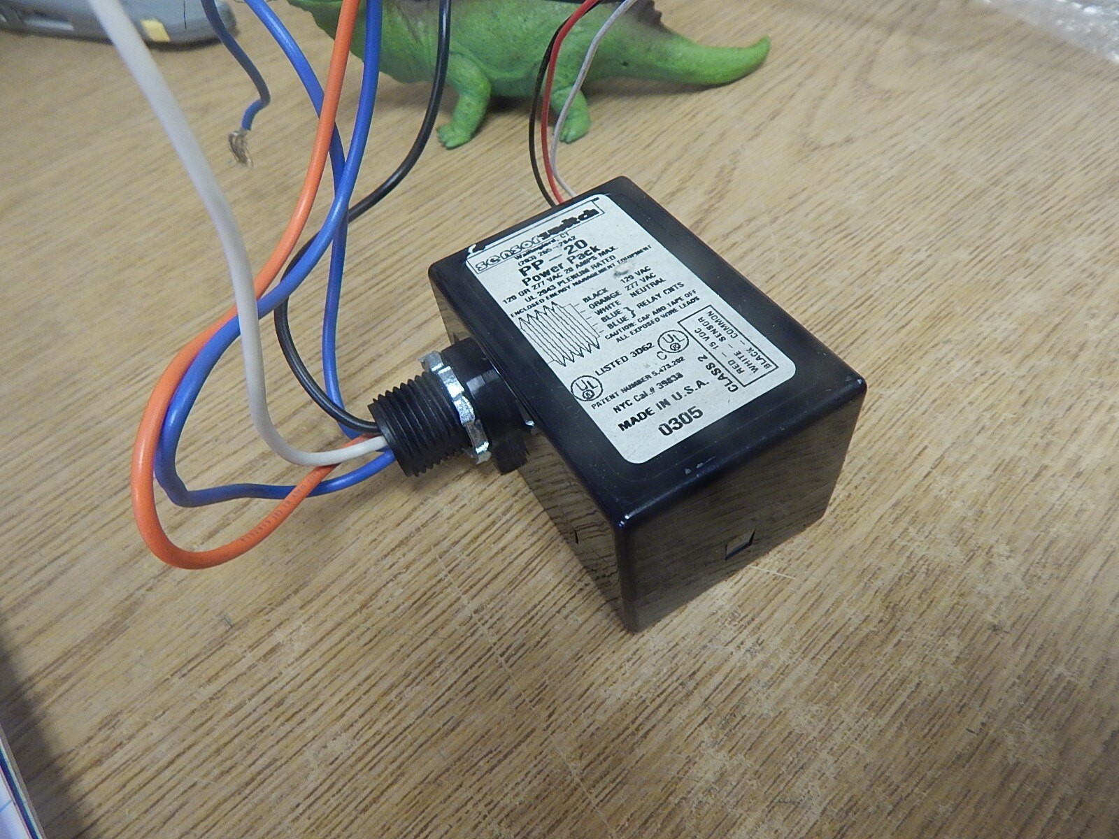 Sensor Switch PP-20 0305 Power Pack 120/277VAC 20A 3D62 *FREE SHIPPING*