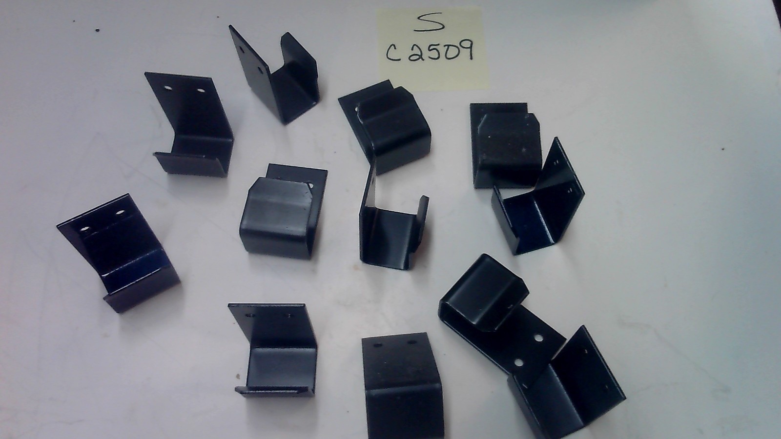2 1/2 X 1 1/2 MULTI PURPOSE HANGER ( LOT OF 12)