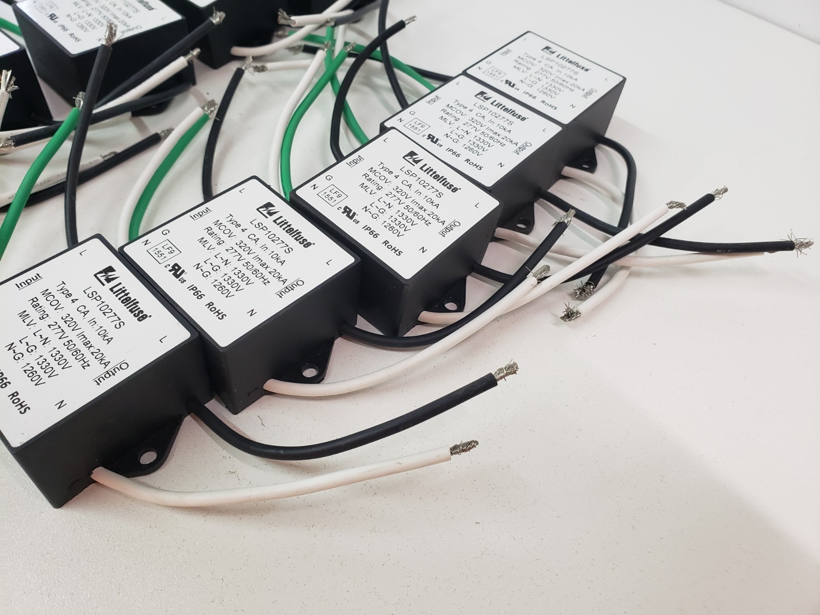 Lot of 10 – UNUSED – Littelfuse LSP10277S Lighting Surge Protector