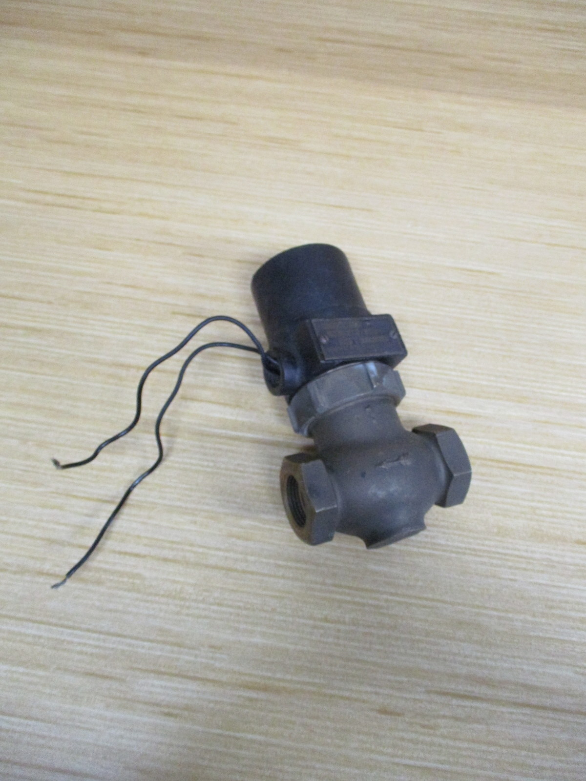 Magnetrol 18A44 Control Valve 18A44W
