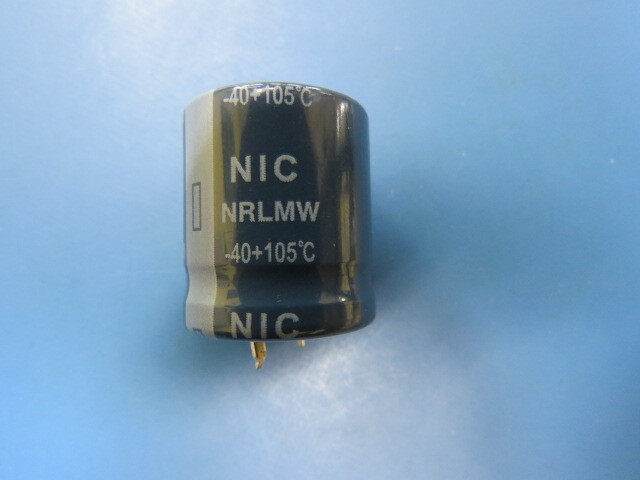 NIC COMPONENTS CORP NRLMW682M16V22X25(4MMLL)F Qty of 5 per Lot 6800 MFD 16V +/-