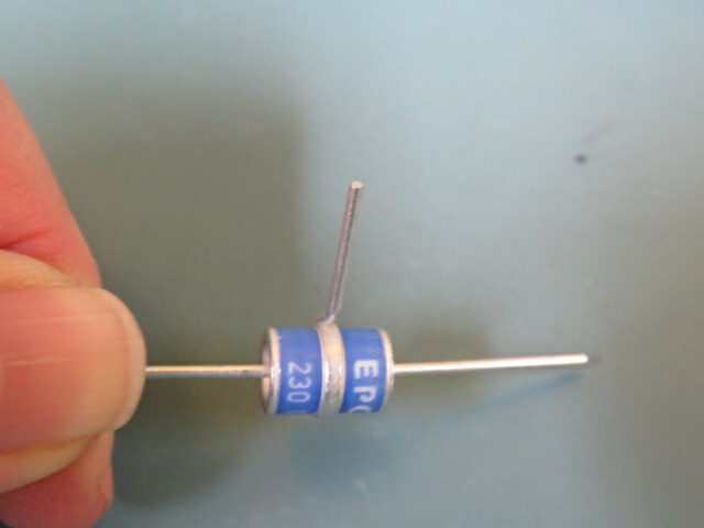 EPCOS B88069X8920B252 Qty of 30 per Lot Gas Discharge Tube 230V 20000A (20kA)