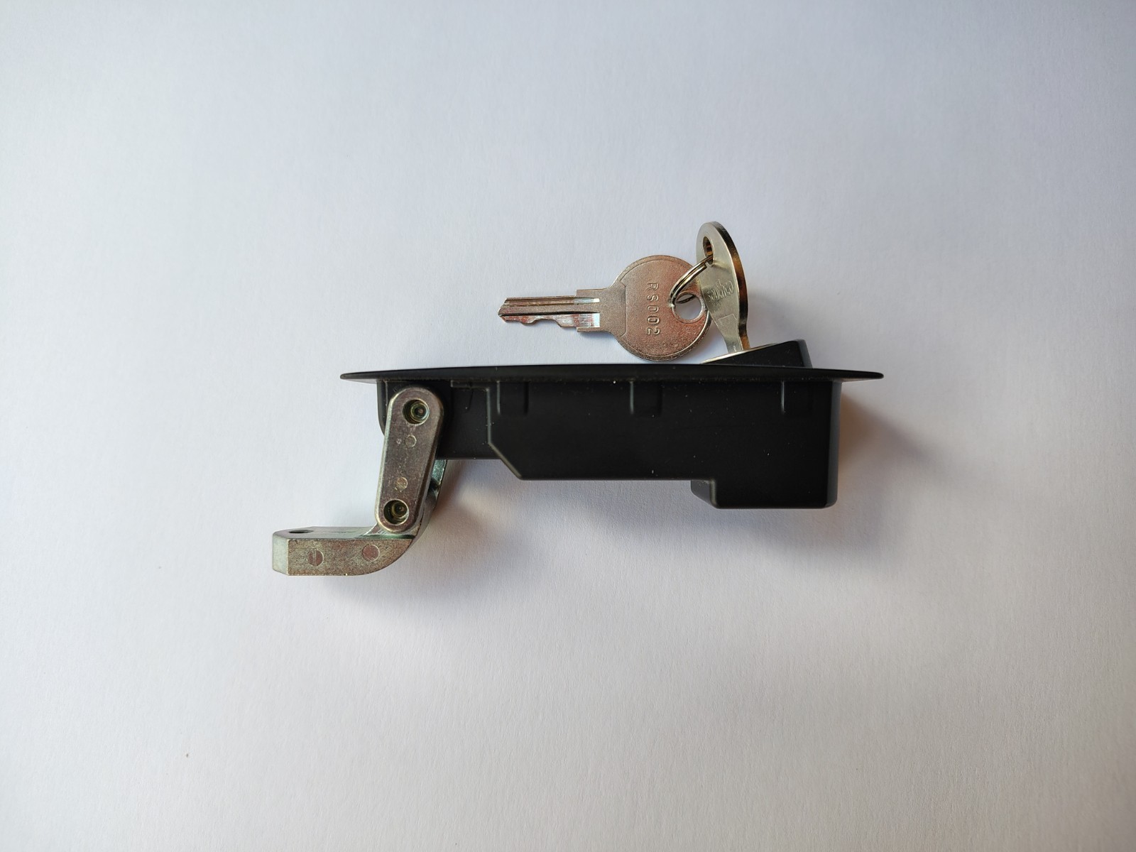 Southco C2-42-25 Compression Lever Latch Locking Black Flush Mount