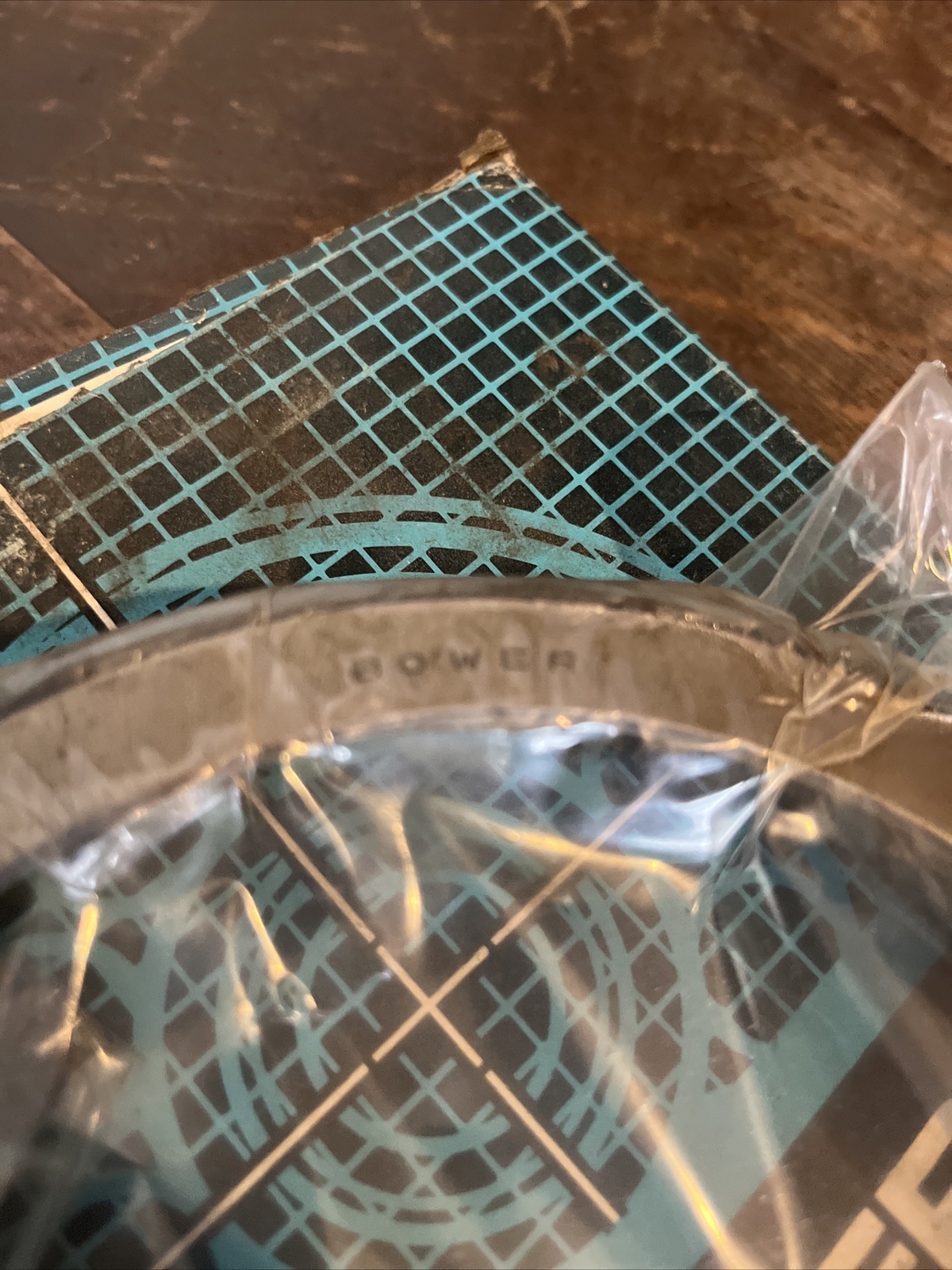 NOS Federal Mogul Bower BCA Bearing Cup 672