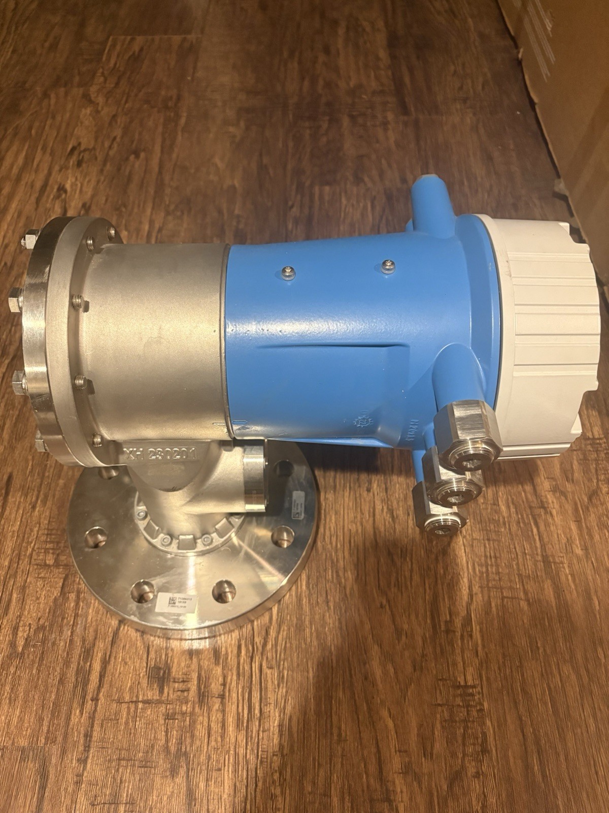 New Endress Hauser preservo NMS81-QQR9/0 Tank gauge. local only sale
