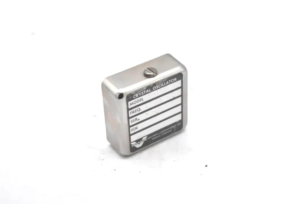 VECTRON 252-1358 CRYSTAL OSCILLATOR