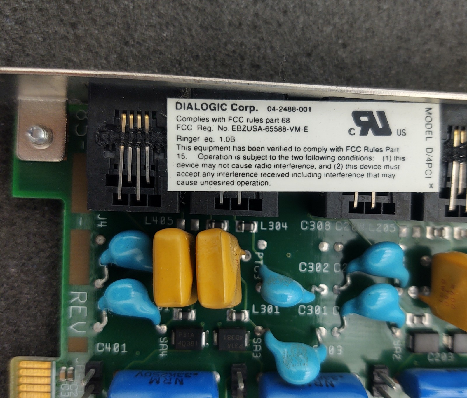DIALOGIC CORP D/4PCI 04-2488-001 PCI CARD 83-0562-004