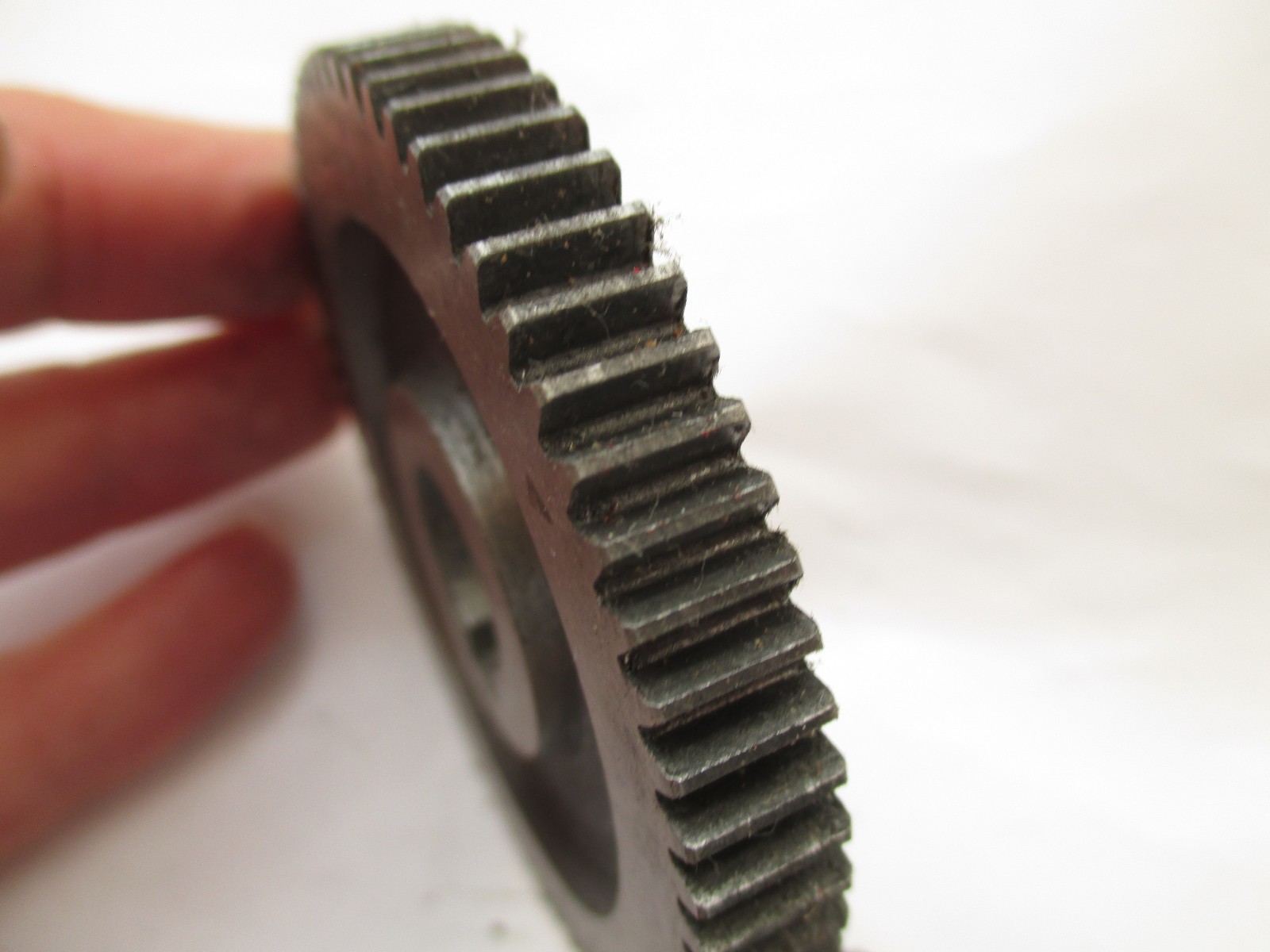 63 Tooth Spur Gear 2-9/16″ by 5/16″. 9/16″ Inside Diameter