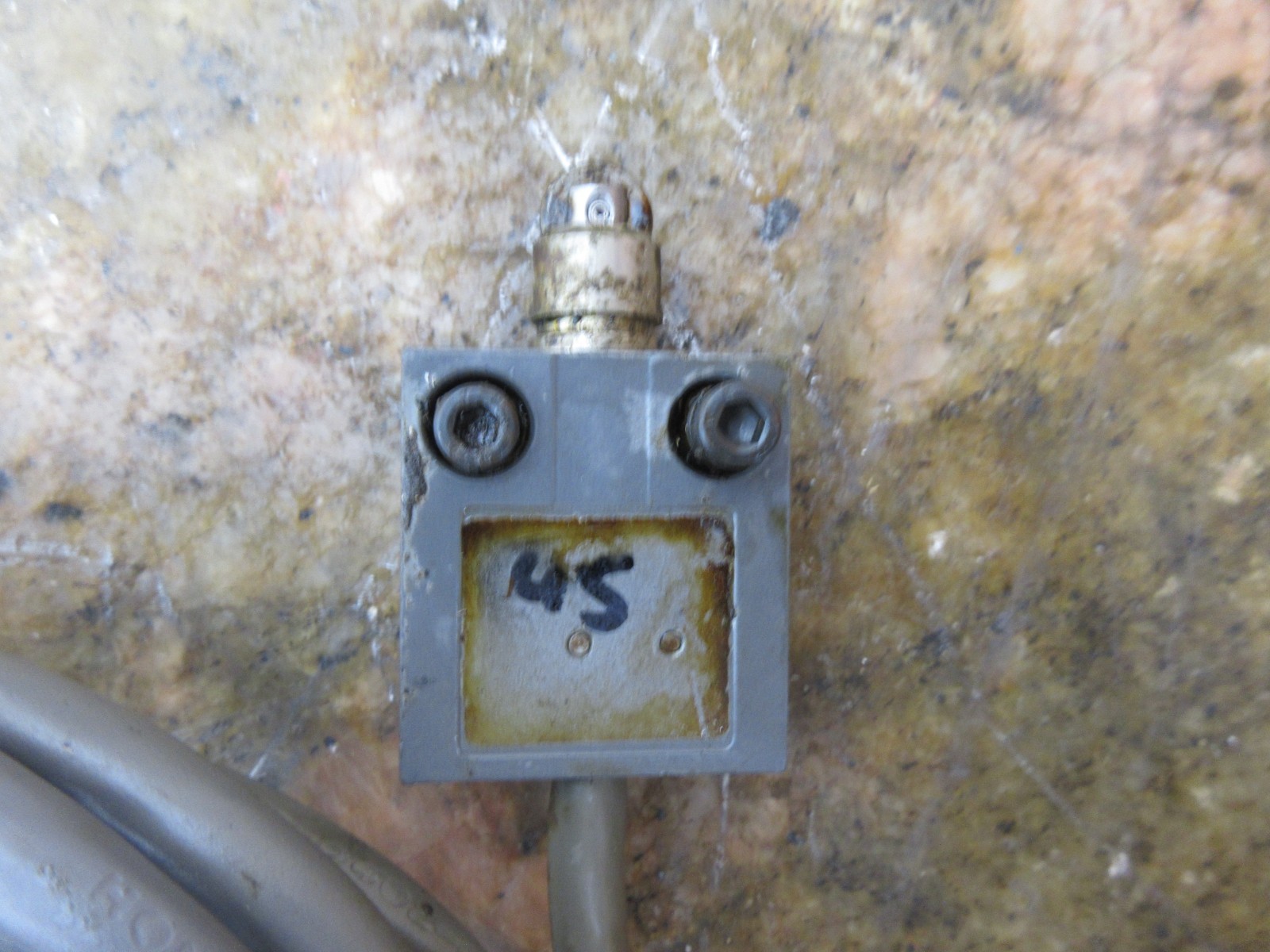 1998 HARDINGE COBRA LC-65 CNC LATHE LIMIT SWITCH