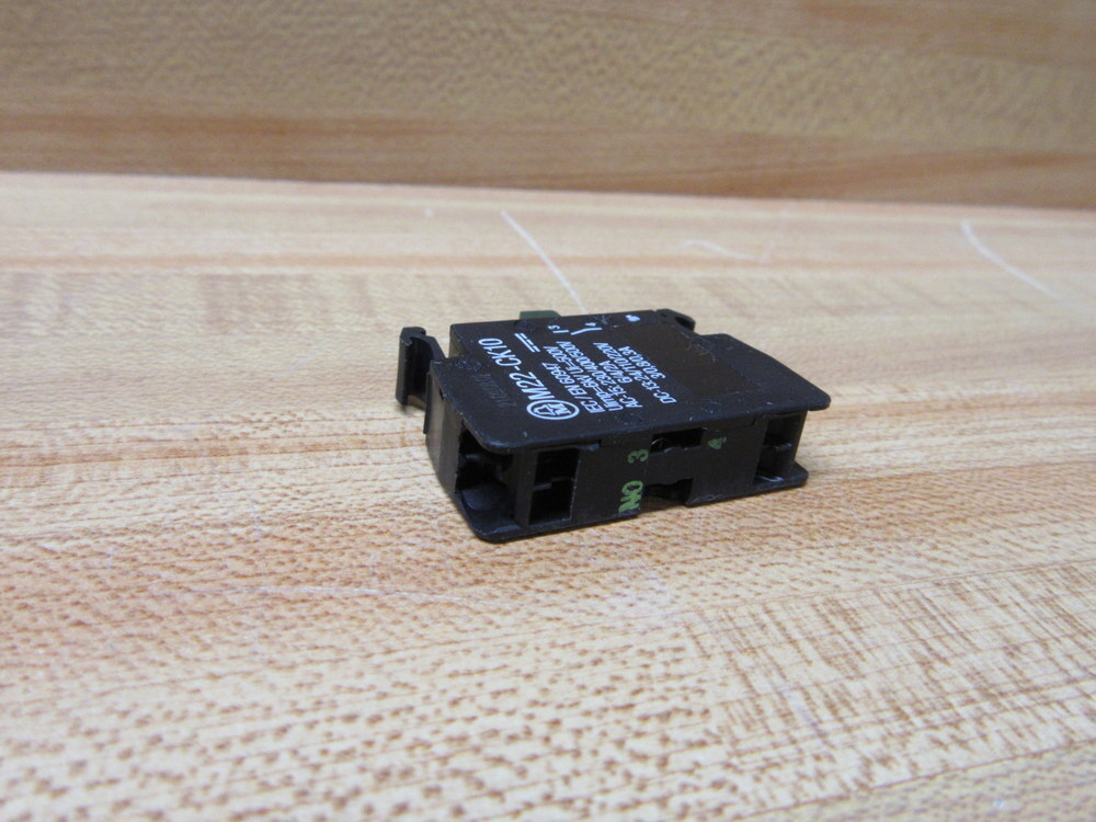 Moeller Klockner M22-CK10 Eaton Contact Block M22CK10