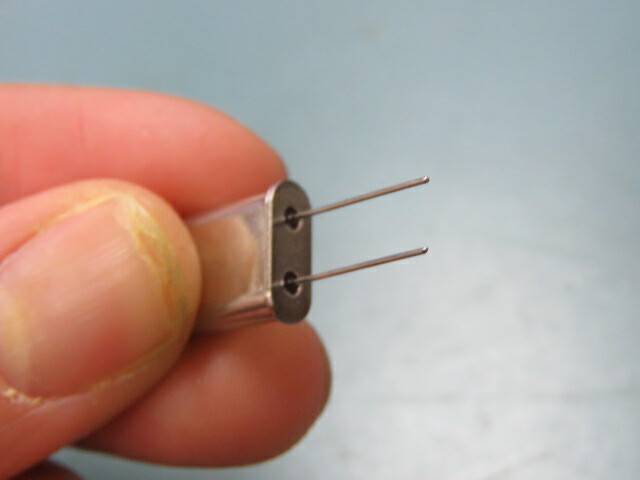FOX ELECTRONICS FOX0368S Qty of 35 per Lot Crystals 3.6864MHz SERIES