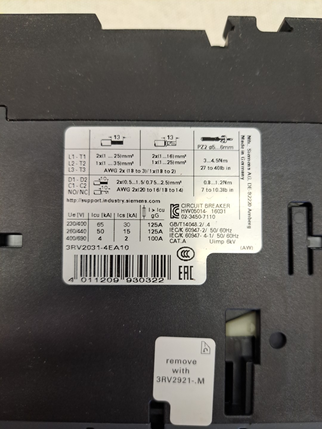 SIEMENS 3RV2031-4EA10 SIRIUS series motor starter protector NEW, no box