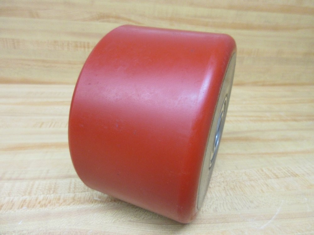 Raymond 156/107 Poly Load Wheel W/Bearing T16335