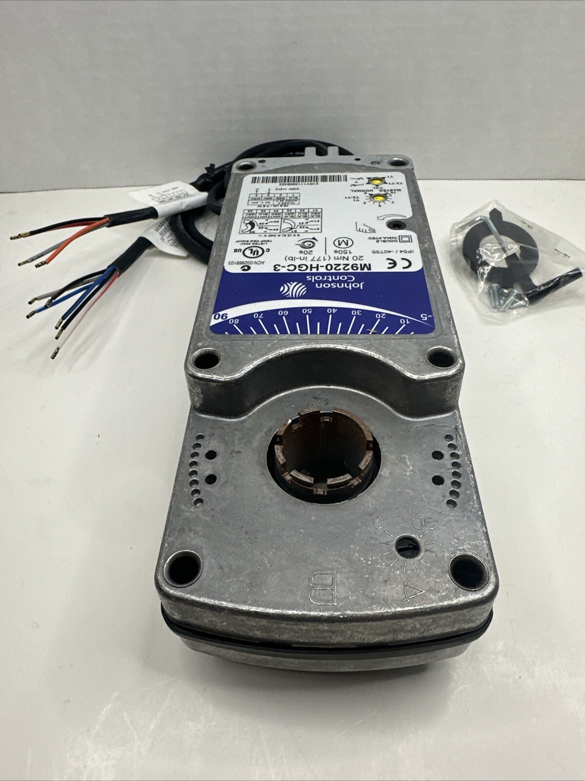 JOHNSON CONTROLS M9220-HGC-3 Rotary Actuator 24VAC 20Nm 177 in/lb Spring Return