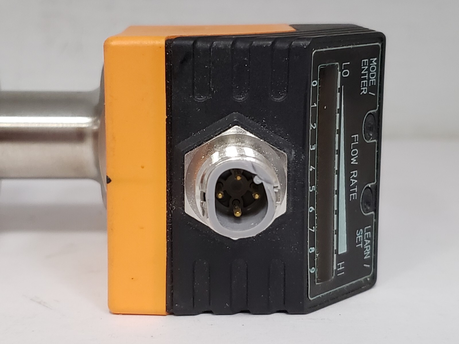 IFM ELECTRONIC SIS30ABBFPKG/US FLOW SWITCH 20-36 VDC 4 PIN (SI2000) NNB