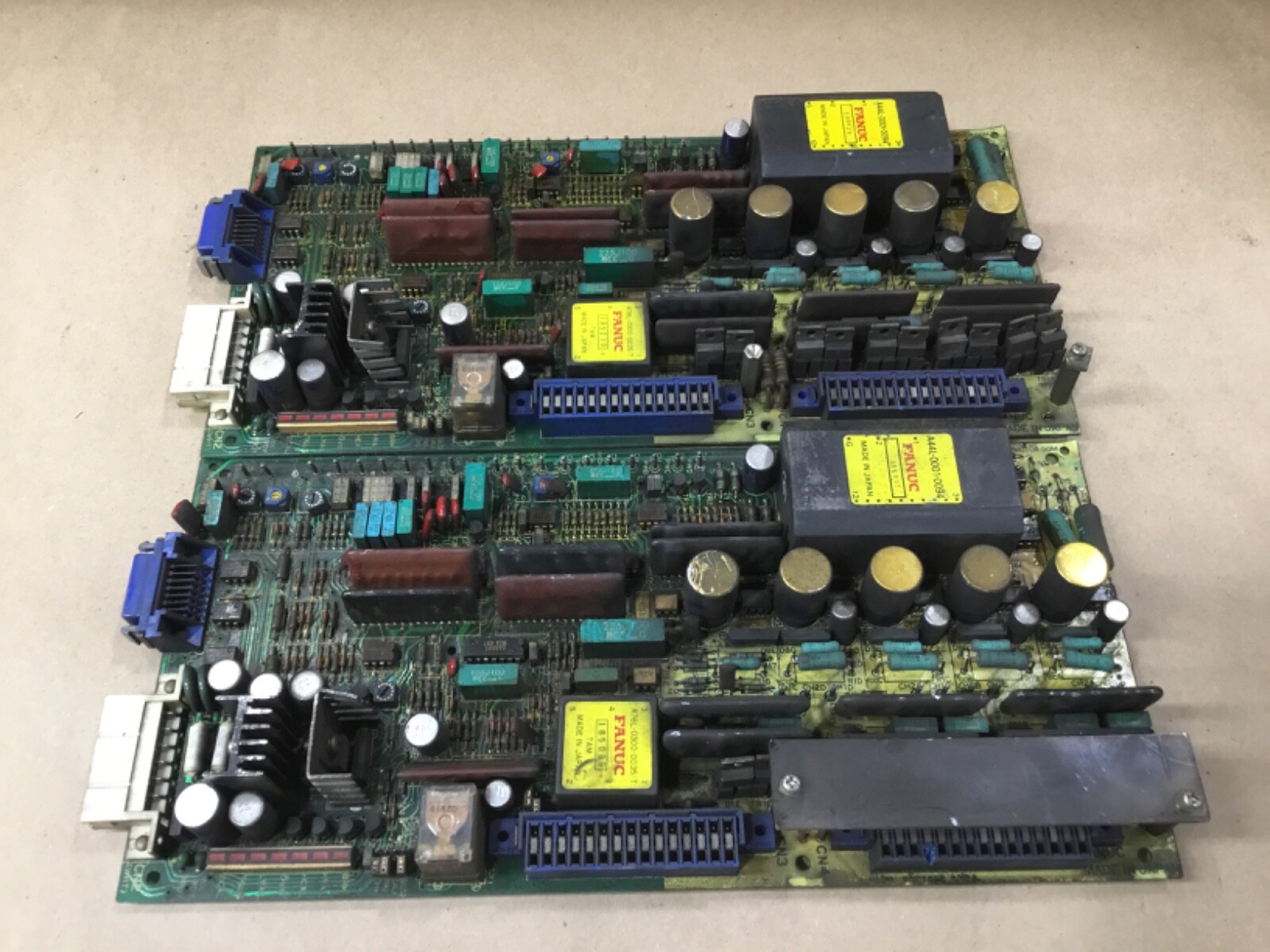 Lot Of 2 FANUC A20B-0009-0320 Velocity Control Board A350-0009-T322/03 #01Z46