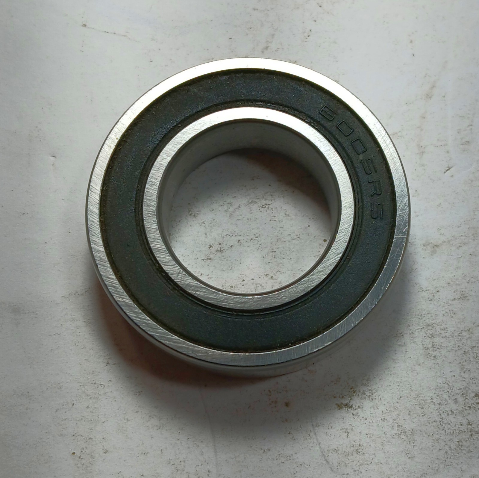 1 NEW PGN 6005 2RS C3 25X47X12 RADIAL DEEP GROOVE BALL BEARING NNB *MAKE OFFER*
