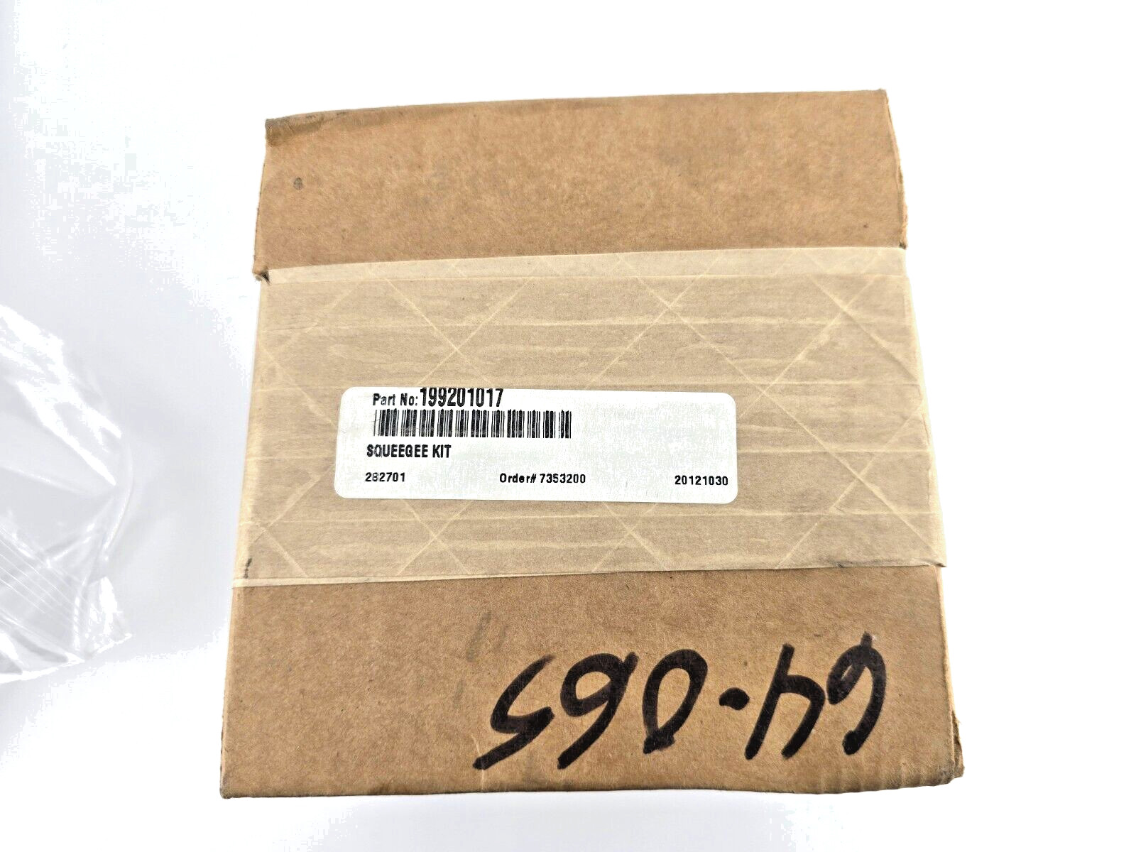 NOS Tennant Nobles Gum Rubber Squeegee Kit – 26 in 660 mm 199201017