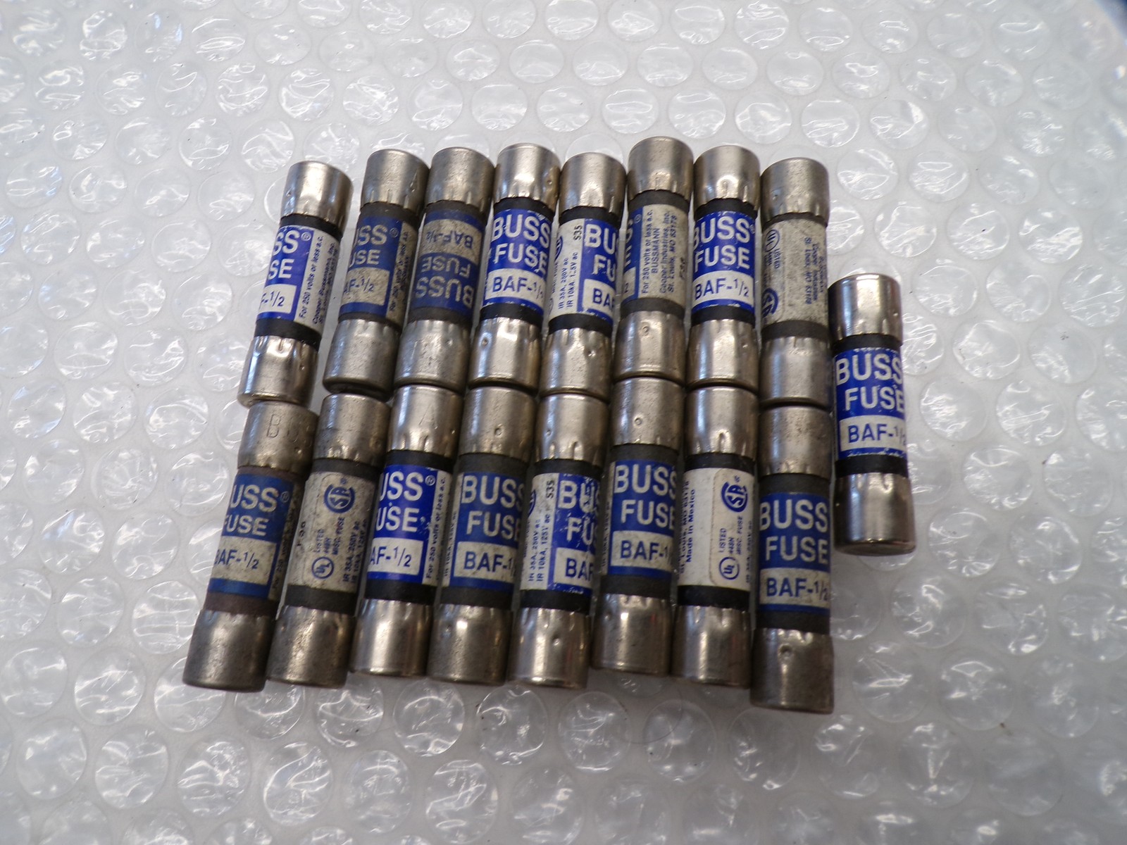 BUSSMANN BAF-1/2 FUSE LOT OF 17 NSNP