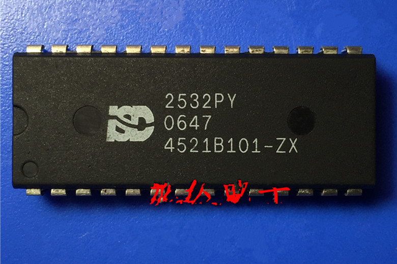 1PC New ISD2532PY DIP28 in-line 32-second multi-time recording