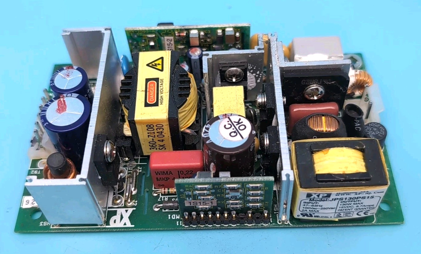 XP Power Supply JPS130PS15 47-63Hz 100-250VAC IN / 130W MAX 15V DC 8.7A OUT