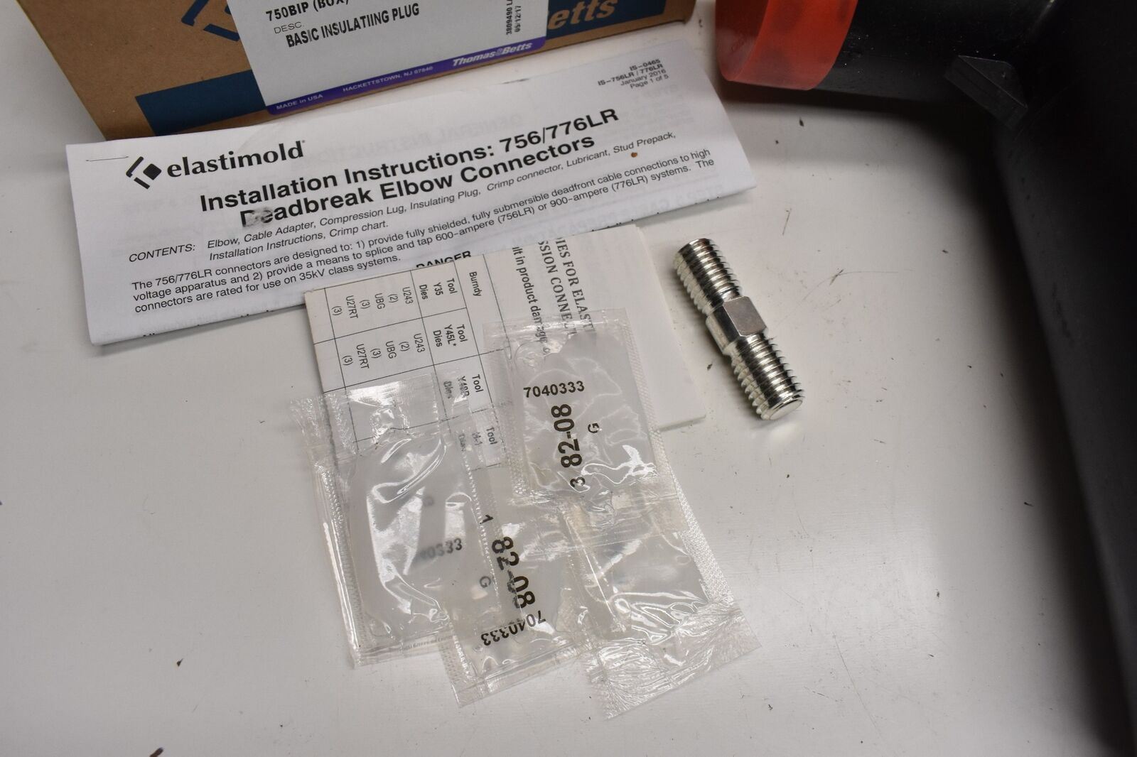 Thomas & Betts Elastimold 756LR-M0330-CS1977 Apparatus Deadbreak Elbow Kit