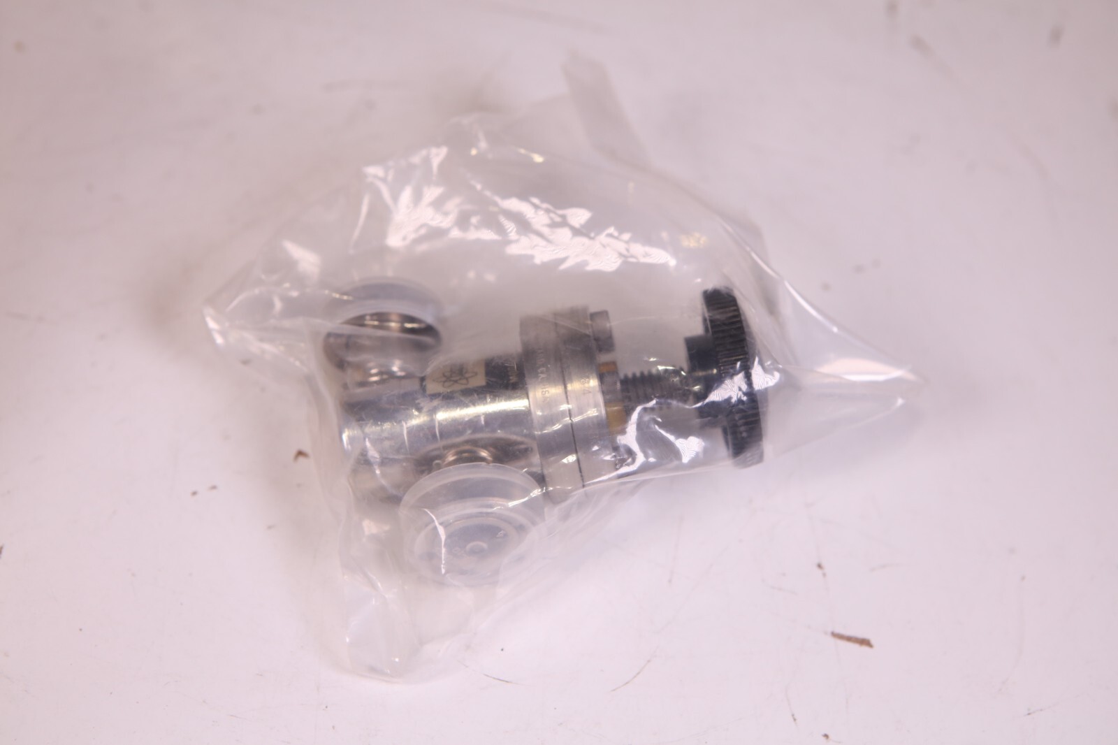 MDC Vacuum Products IV-075m Valve New, Old Stock