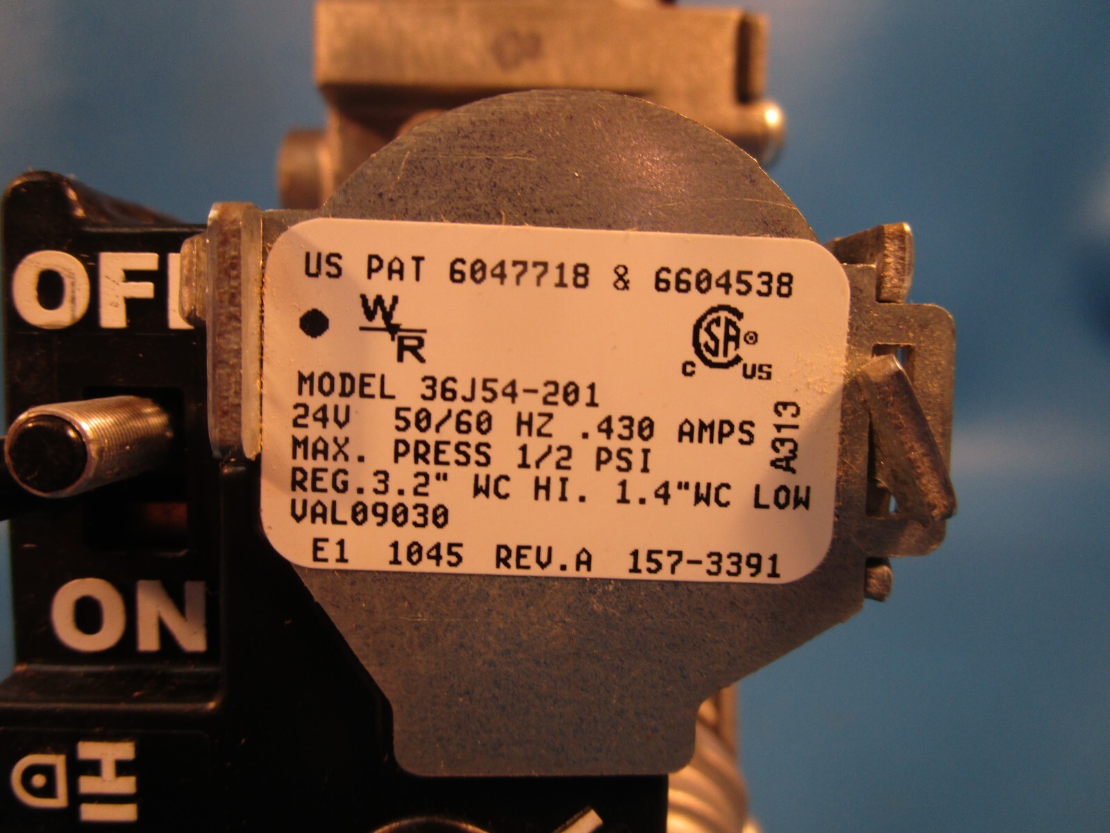 EMERSON VAL09030, Rodgers 36J54-201 Manifold Gas Valve, 1/2IN INLET, 1/2IN OUTLE