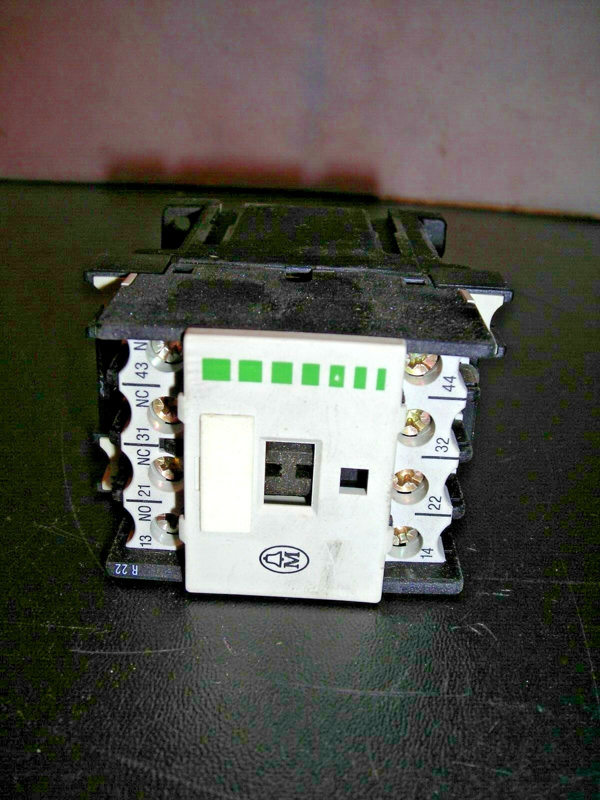 KLOCKNER MOELLER DILR 22-G CONTACTOR 24 VDC NEW NIB