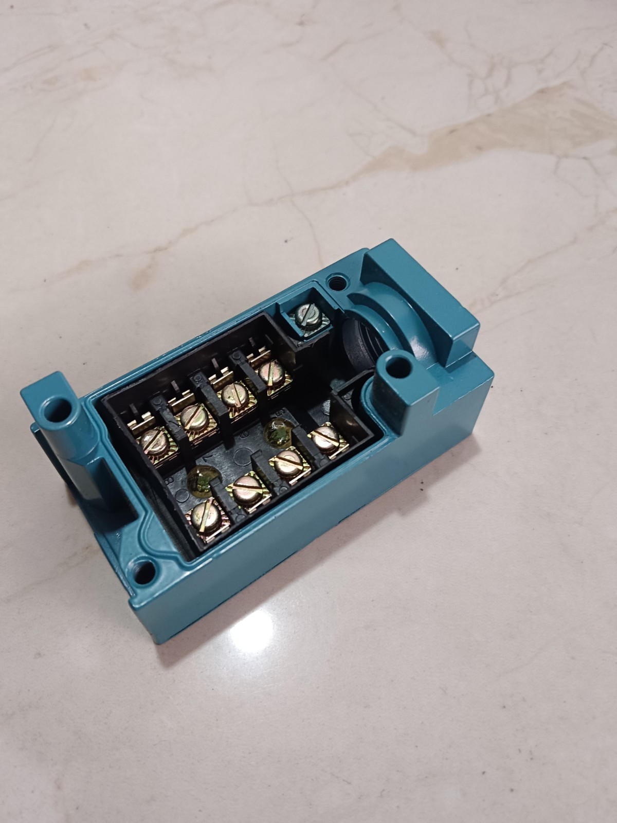 Allied-Signal/Honeywell Part 107484-5 Regulator High Stage C/N 10-62008-31