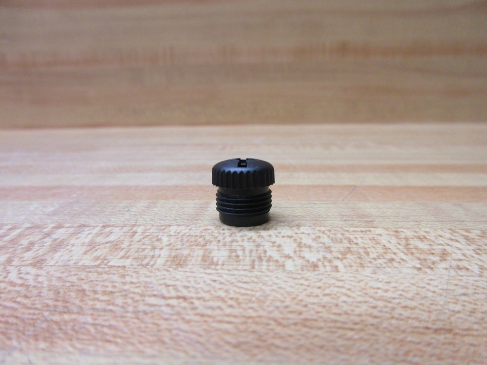 Turck VZ 3 (8/BAG) Closure Cap Set E7008 (Pack of 6)