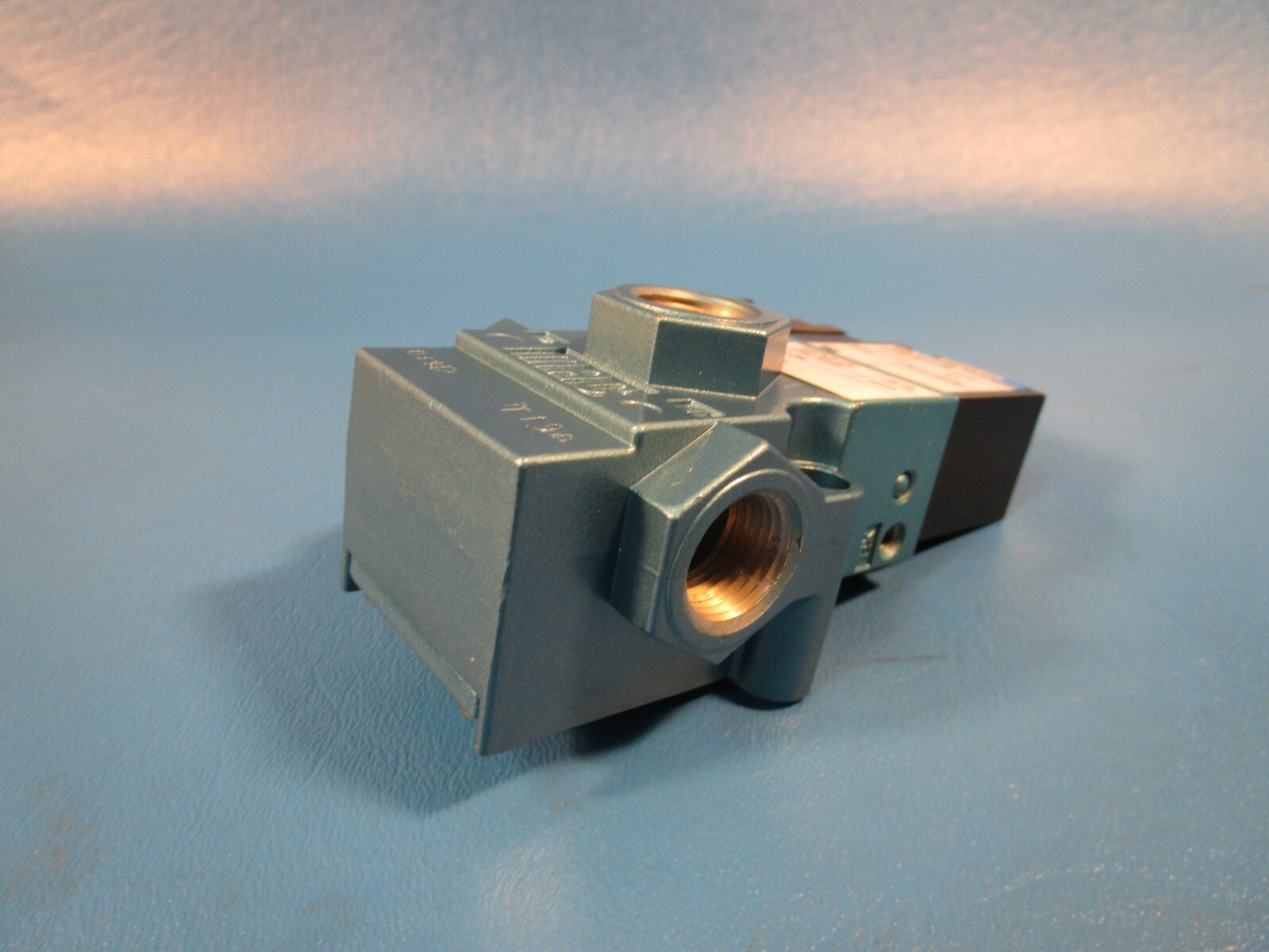 MAC 55B-12-PI-501JM SOLENOID VALVE; 55 SERIES; 3-WAY; INLINE; 3/8 INCH NPTF