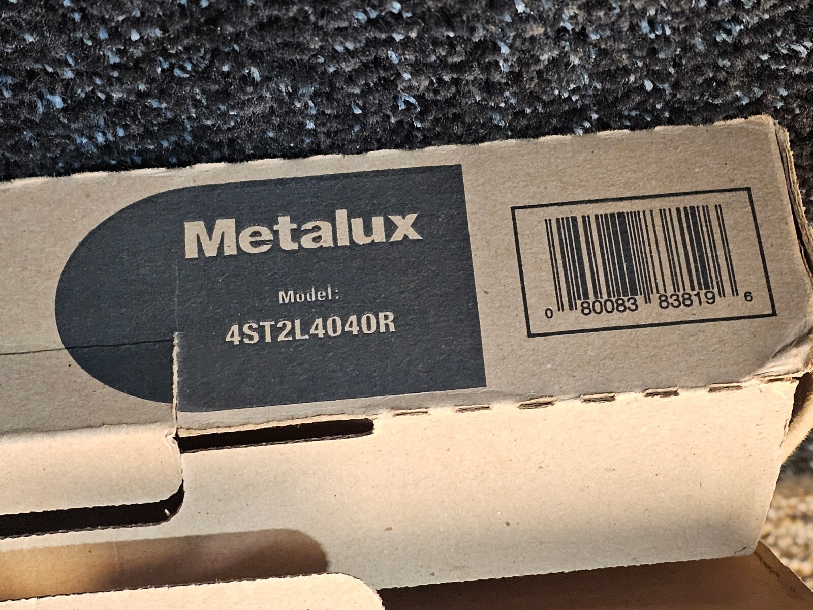 Metalux 4ST2L4040R 4′ Linear LED Striplight, Dual Lens, 4200 Lumen, 4000K 39 W