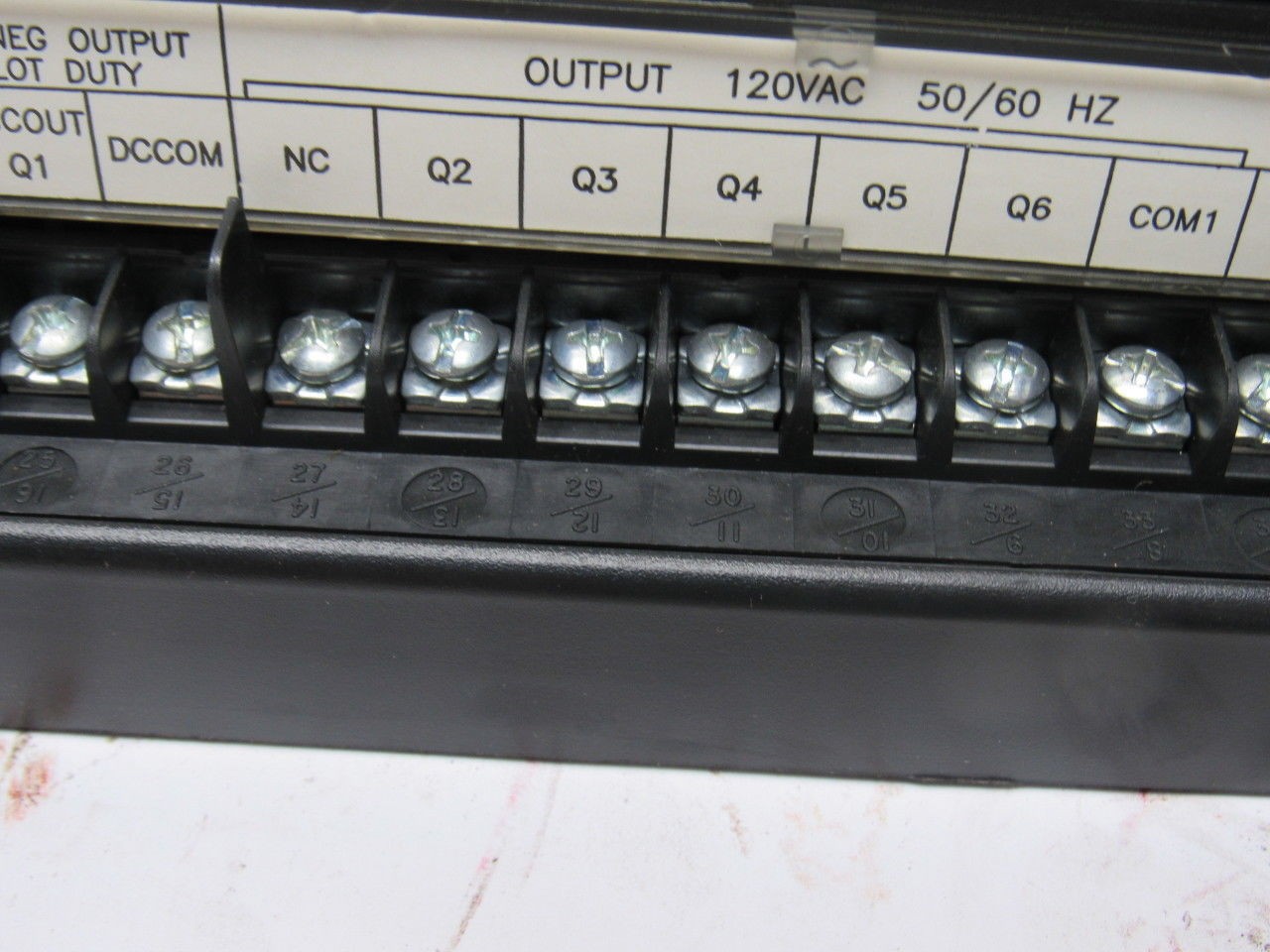GE Fanuc IC692CPU211E Series 90-20 120VAC In/AC Out 120V