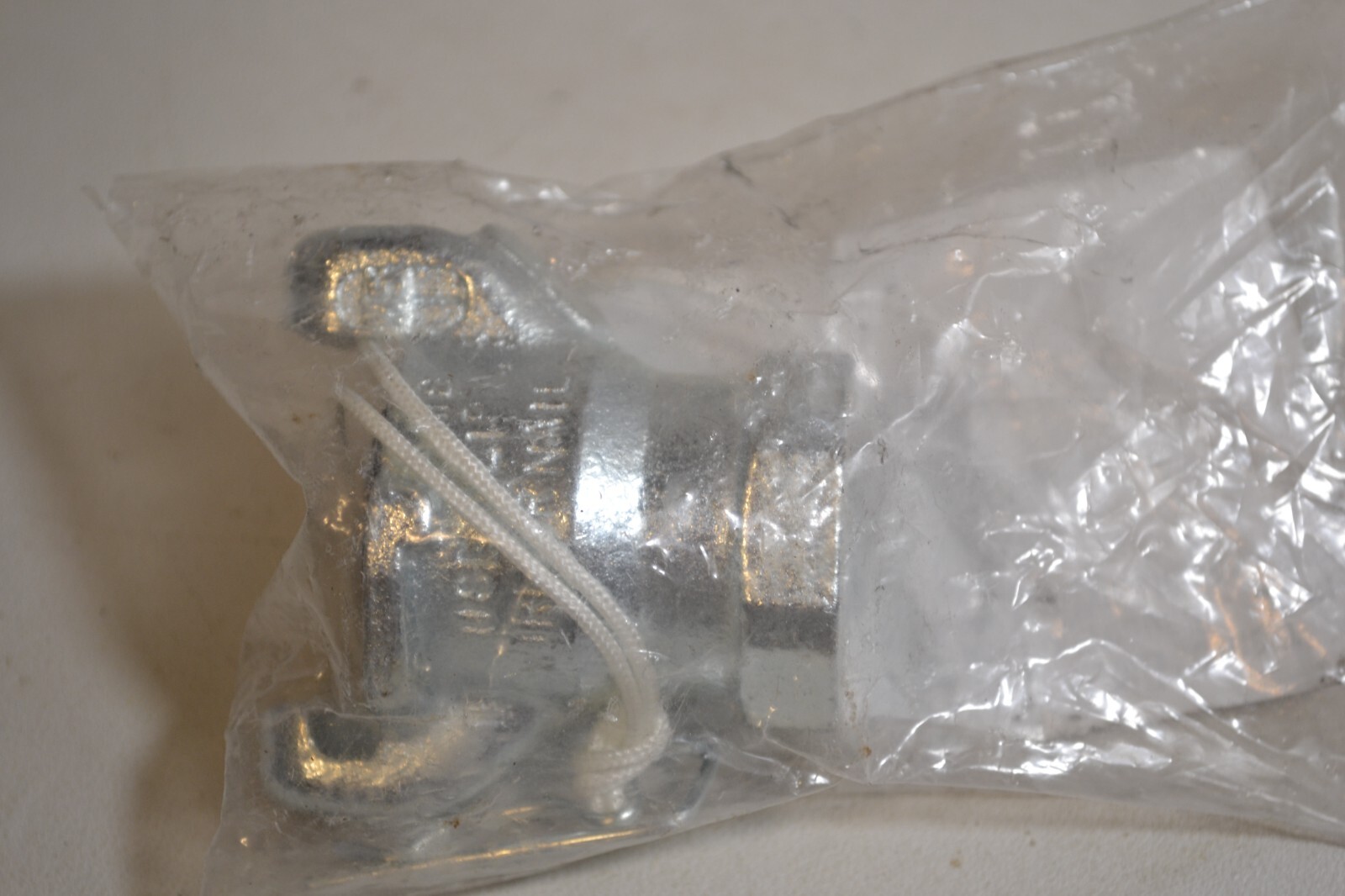 McMaster Carr Supply Mcmam8 Dixon 3/4″ Air King Female NPT End w/AC1