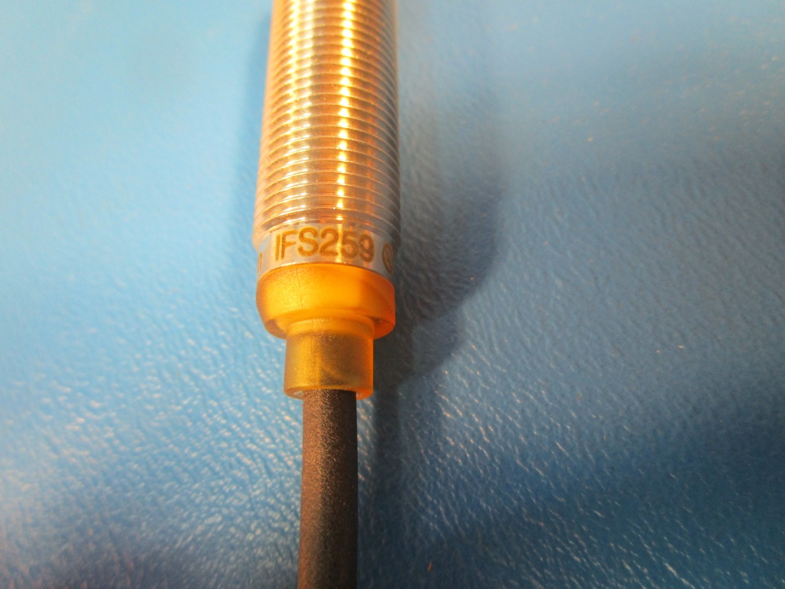 IFM Efector IFS259, Inductive Proximity Sensor 0.276″ (7mm), Threaded – M12