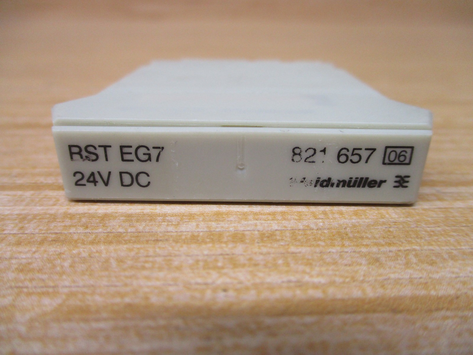 Weidmuller RST EG7 Relay Coupler 821-657