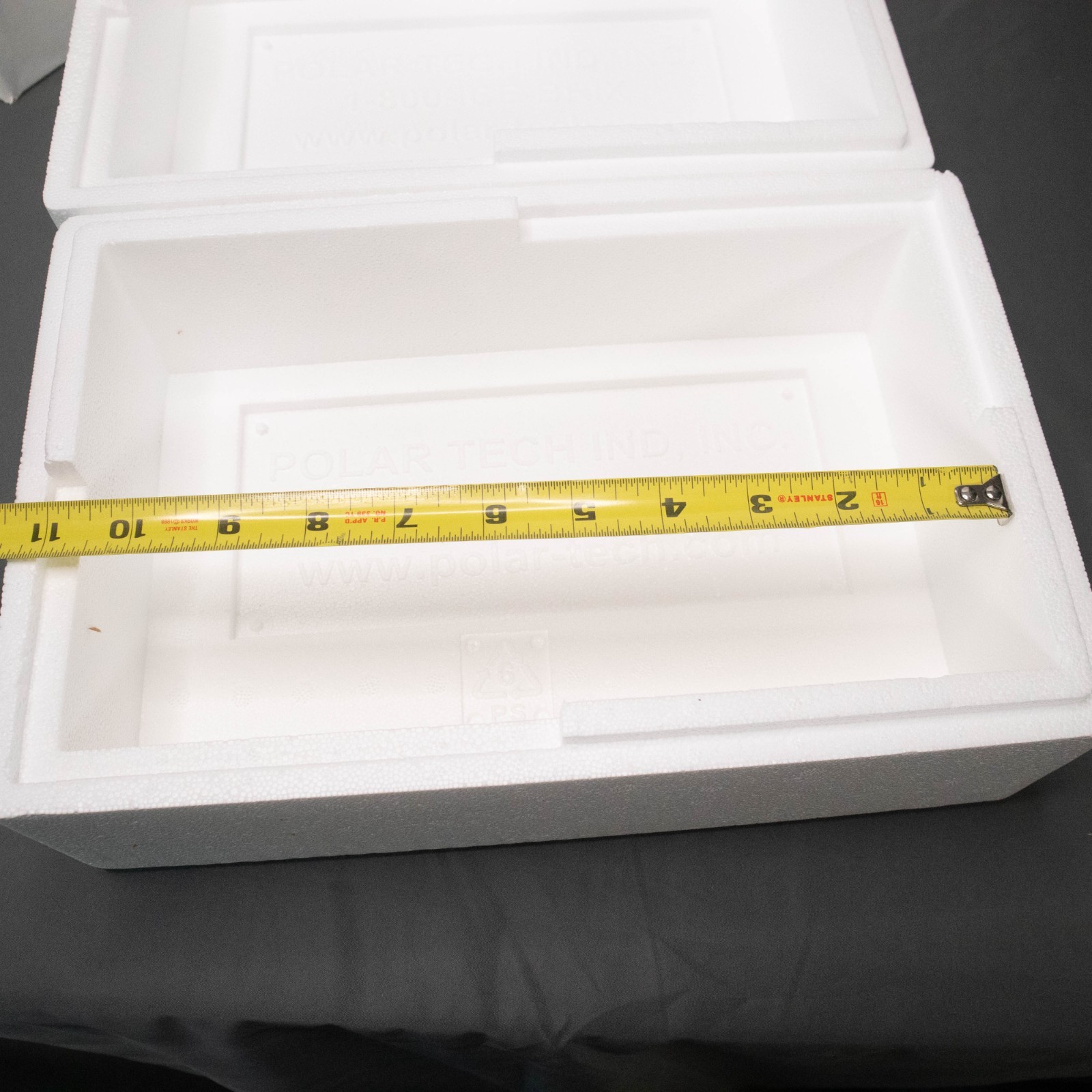 Polar Tech 13″ x 9.5″ x 7.75″ Thermo Chill Insulated Carton Foam Shipper 1 inch