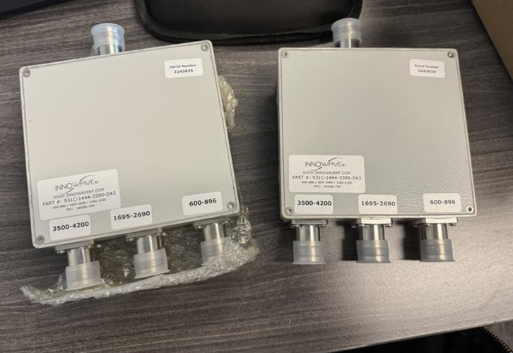 600,700,850/AWS-1,AWS-3,PCS,WCS,BRS/CBRS Triplexer/Combiner (931C-1444-3390-D43)