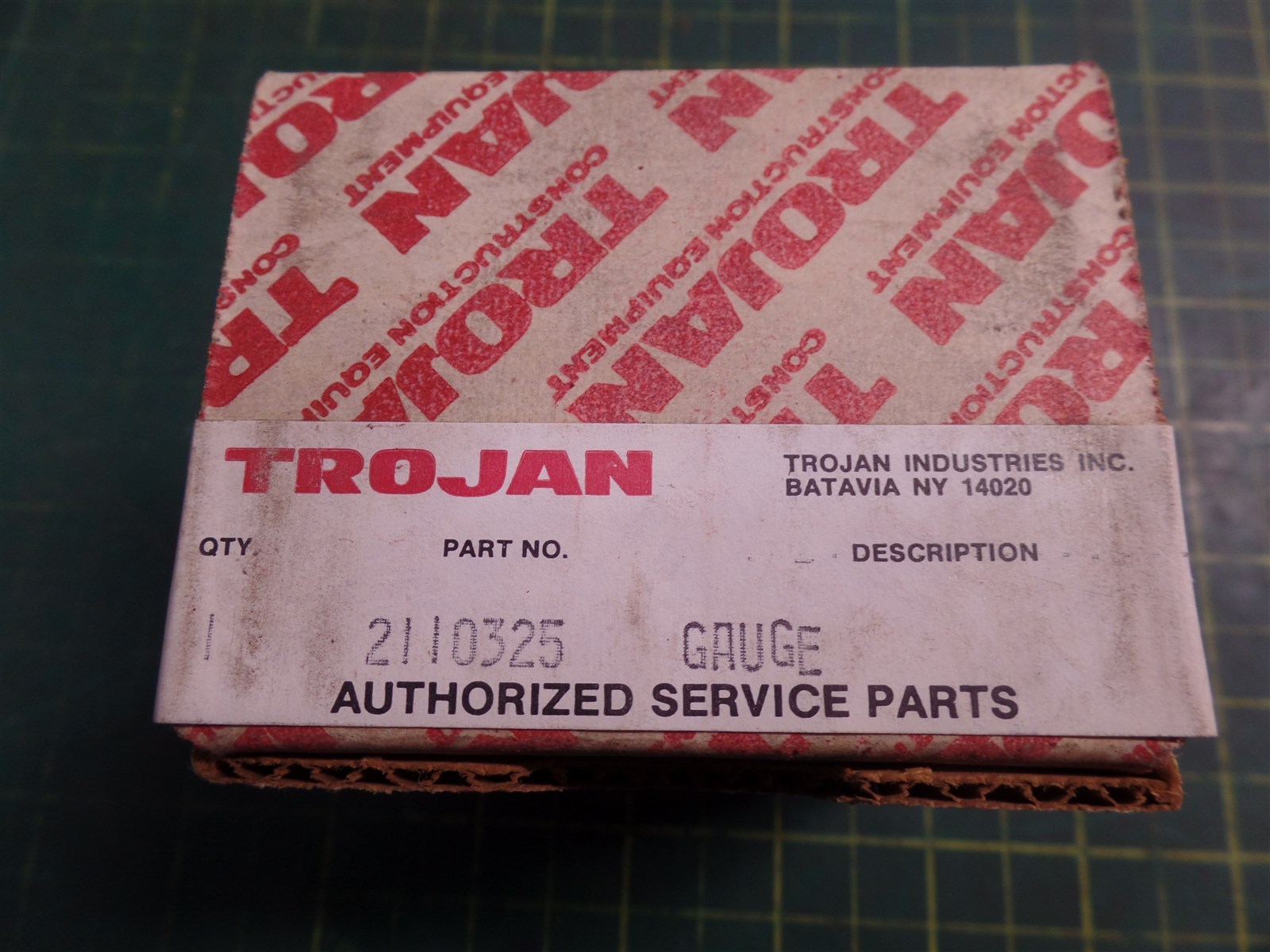 GENUINE TROJAN O&K 10211032500 TRANSMISSION PRESSURE GAUGE ASSEMBLY 10-211032500