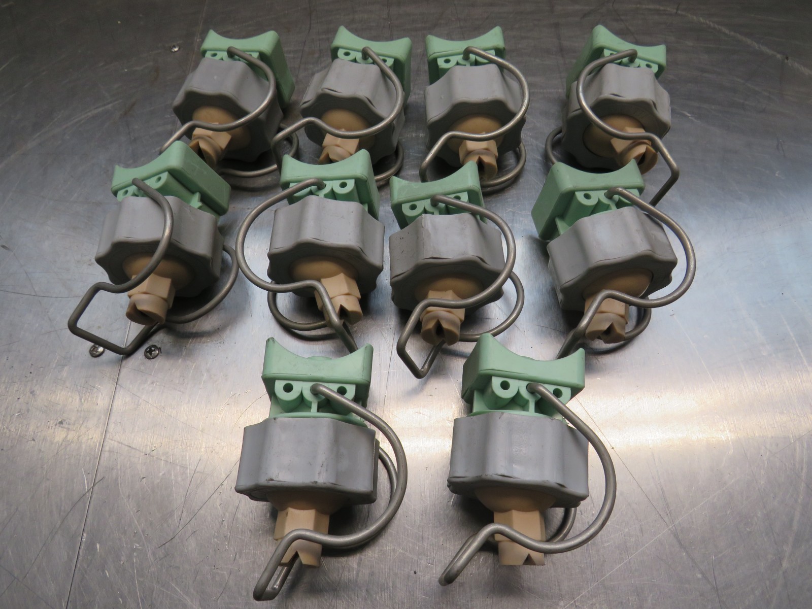 E-Z Spray 6550 Flat Spray Assy. 1-1/4″ Buna O-Ring 9/16″ Lot of 10!